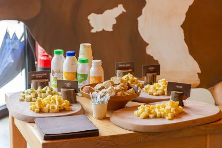 POSESTVO BOGATA foto David Štulc Zornik